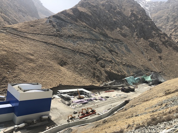 5天堑变通途，“天山”来护航.jpg