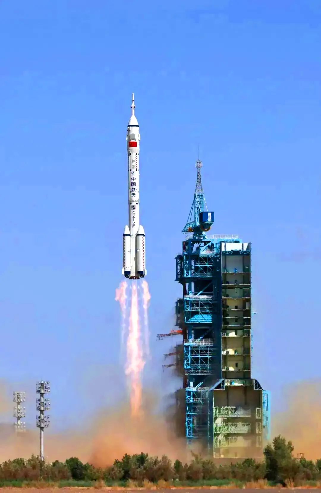 2022060619334812151 2022060619334812151